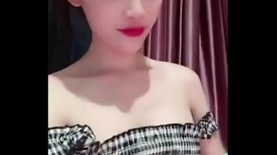 粉嫩绝品!美女自慰自拍视频流出,娇喘连连高潮迭起,私处特写让人欲火焚身!